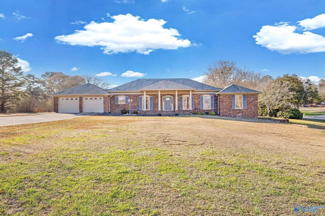 House in Albertville, Alabama, United States 3 - 17680731