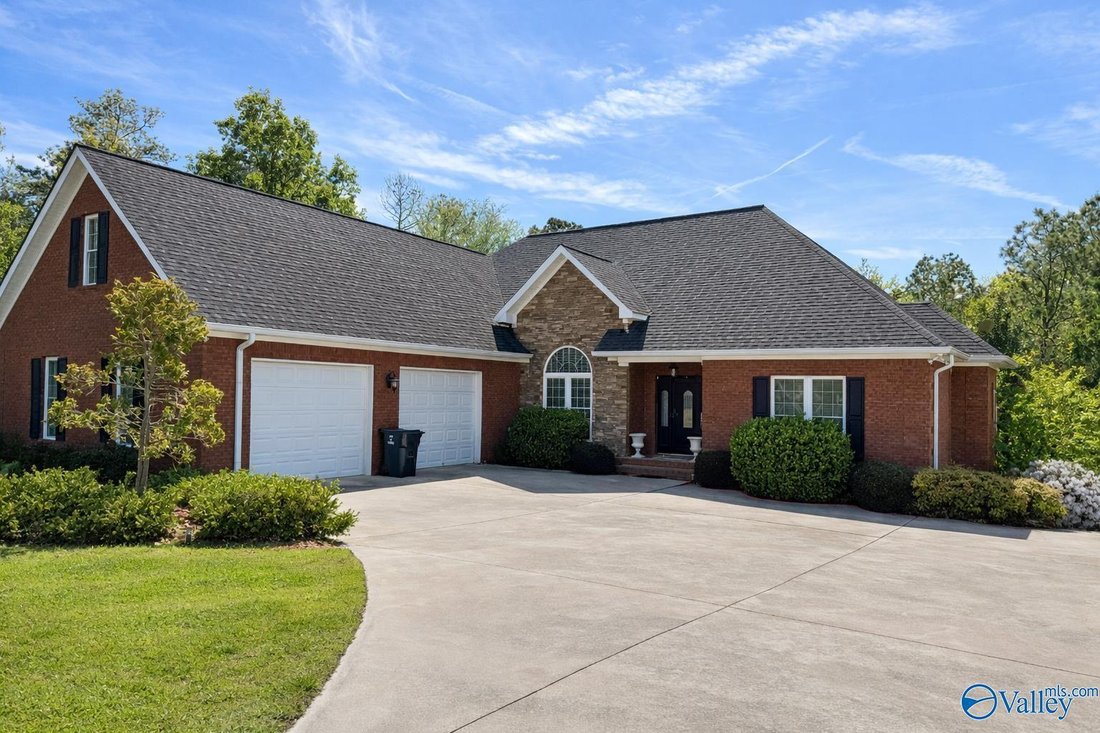 House in Centre, Alabama, United States 1 - 17680373