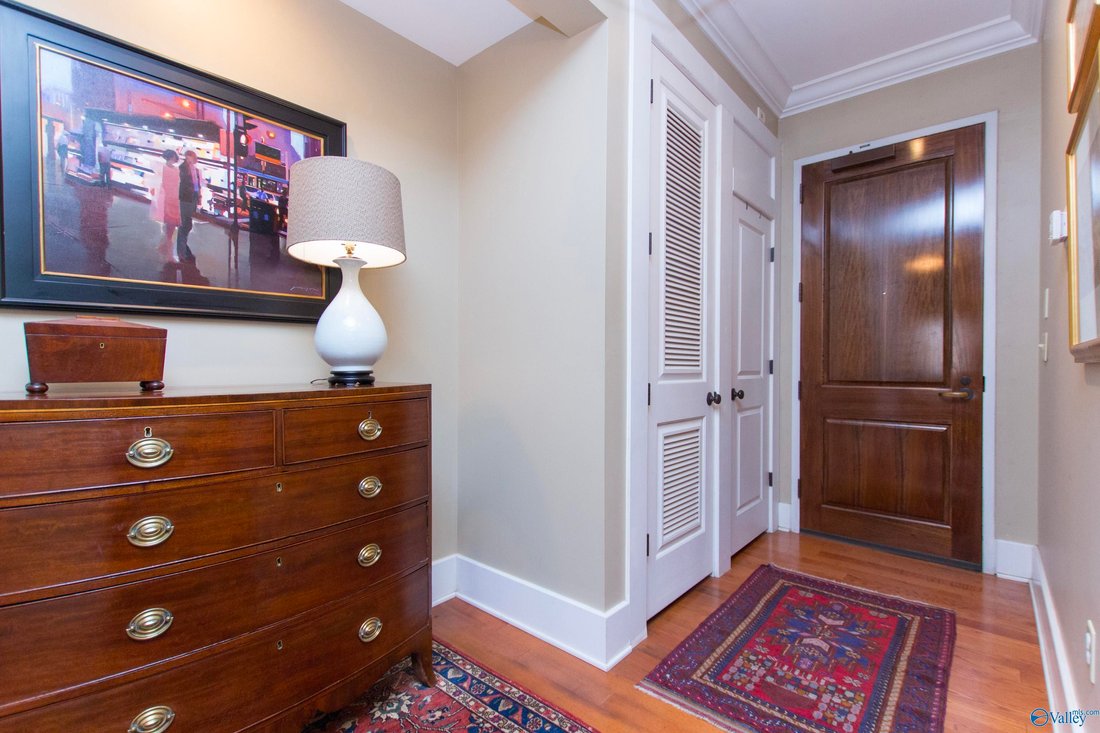 Condo in Redstone Arsenal, Alabama, United States 5 - 17681219