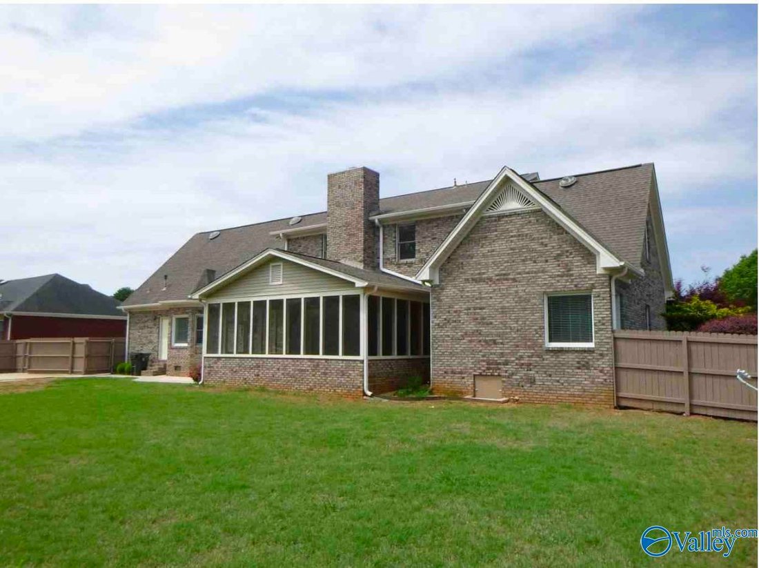 House in Redstone Arsenal, Alabama, United States 2 - 17680430
