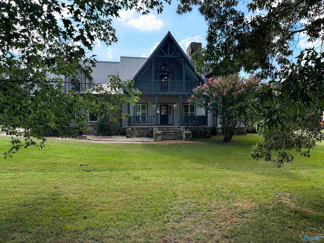 House in Laceys Spring, Alabama, United States 1 - 17680957