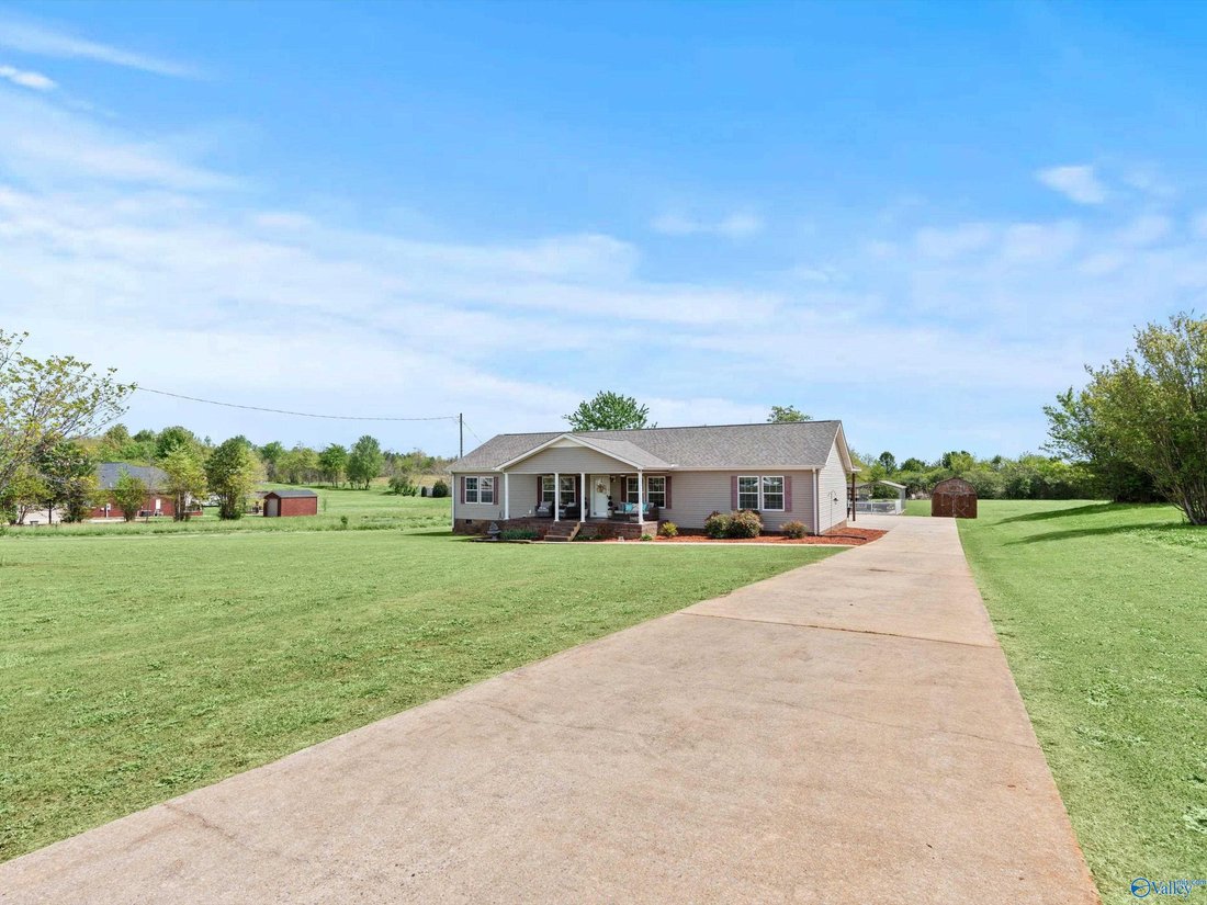 House in Athens, Alabama, United States 3 - 17680559