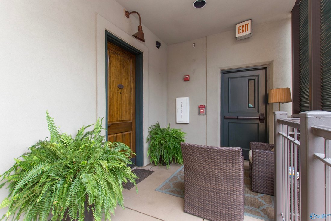 Condo in Redstone Arsenal, Alabama, United States 4 - 17681219