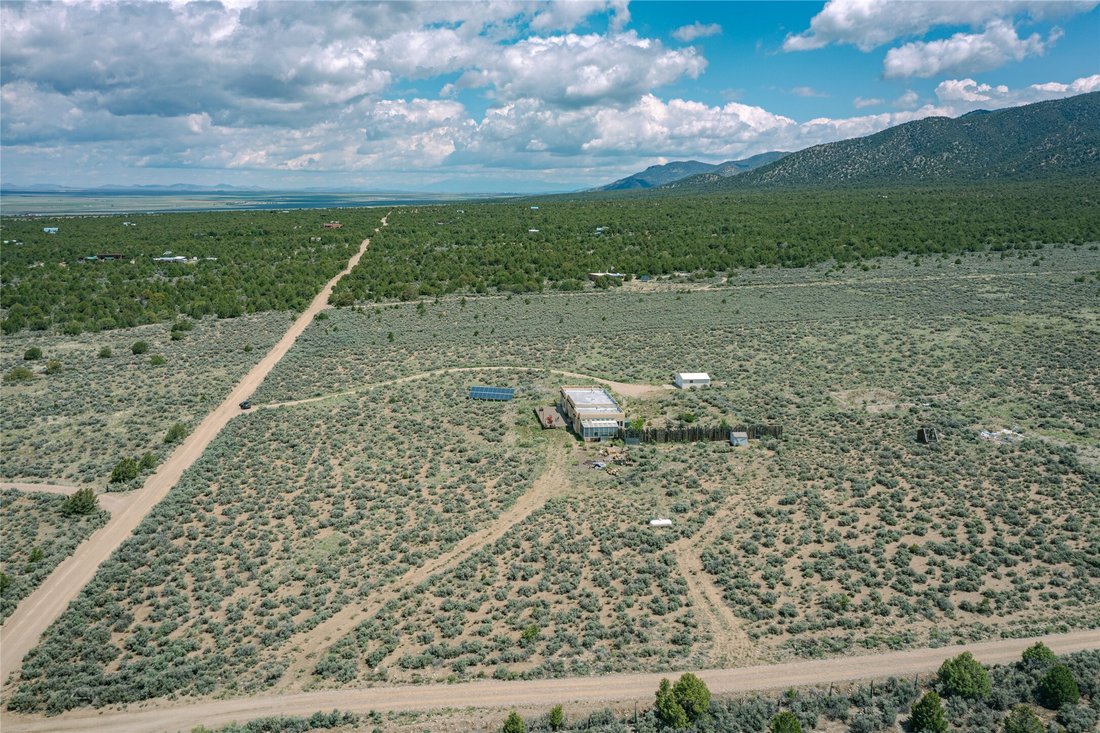House in Questa, New Mexico, United States 4 - 17682709