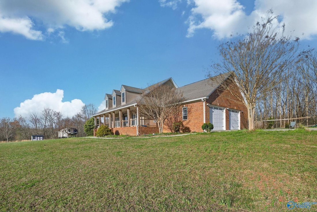 House in Hytop, Alabama, United States 4 - 17680285