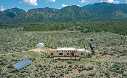 Maison à Questa, Nouveau-Mexique, États-Unis 1