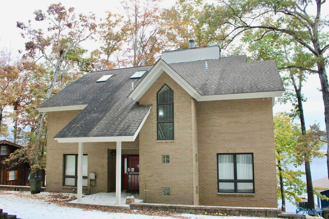 House in Scottsboro, Alabama, United States 1 - 17681014