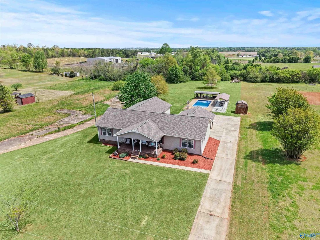 House in Athens, Alabama, United States 2 - 17680559