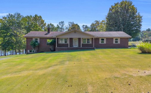 House in Harrison, Tennessee, United States 1