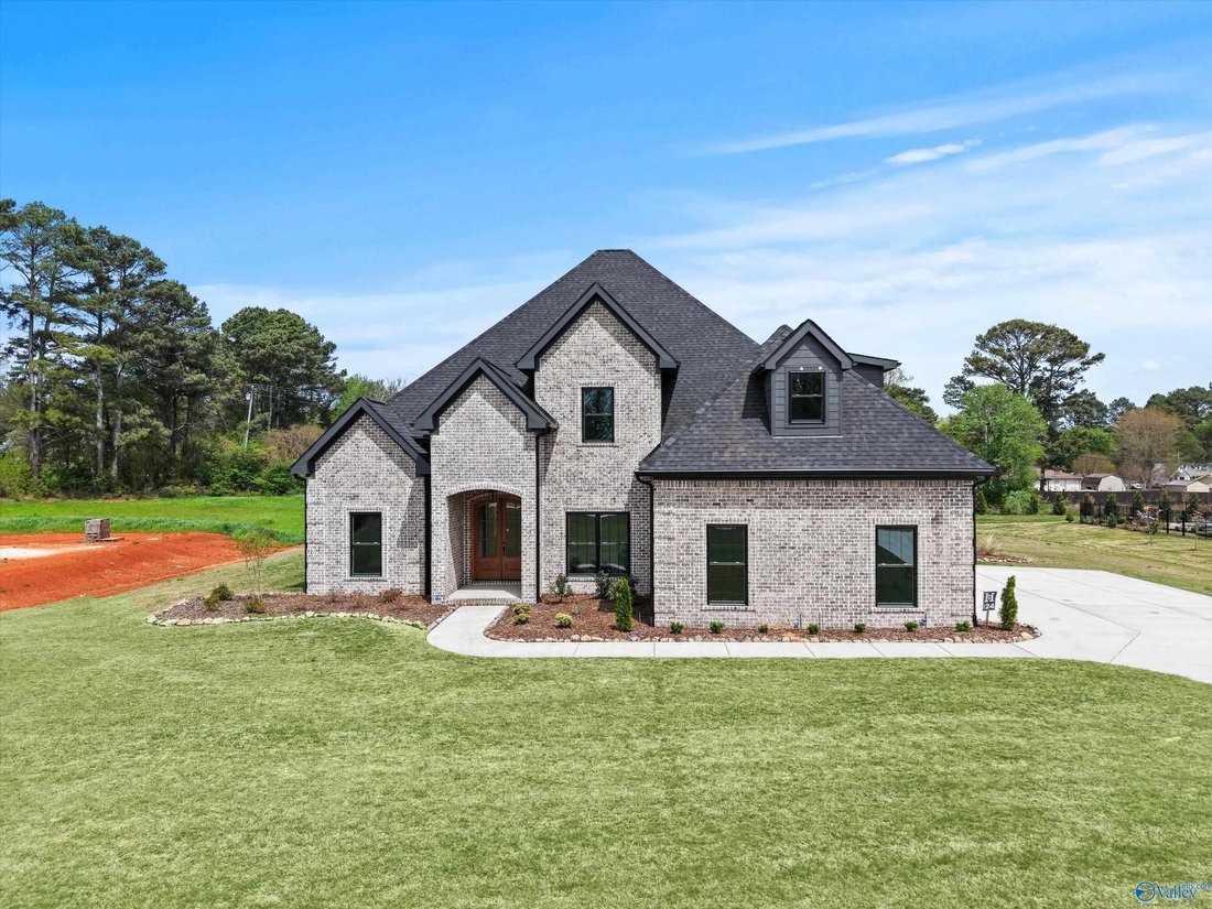 House in Athens, Alabama, United States 3 - 17681722