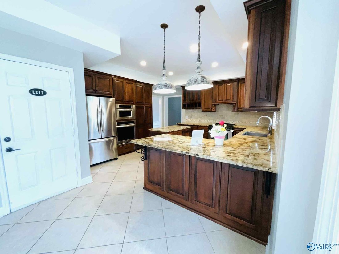 House in Redstone Arsenal, Alabama, United States 5 - 17680430