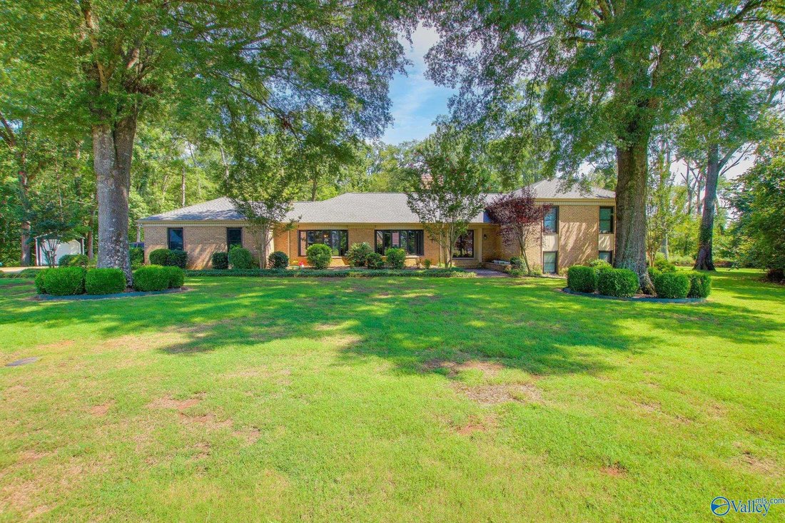 House in Moulton, Alabama, United States 1 - 17680910