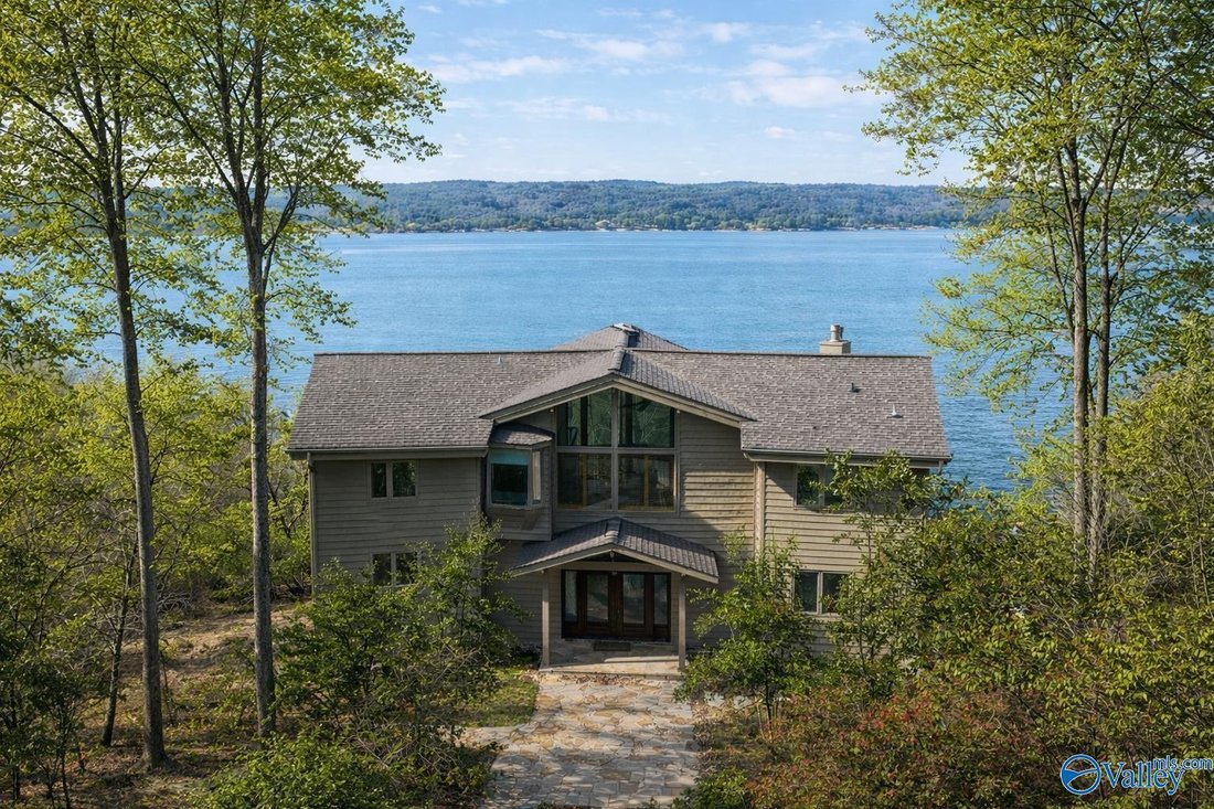 House in Guntersville, Alabama, United States 1 - 17681803