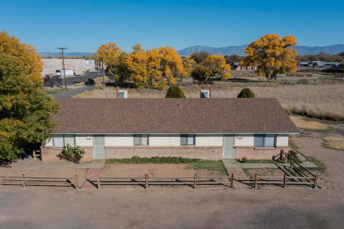 House in Los Lunas, New Mexico, United States 3 - 17682202