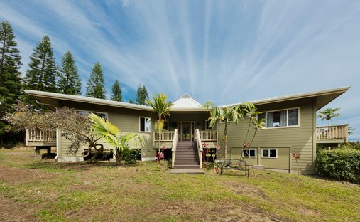 Land in Pahala, Hawaii, United States 1