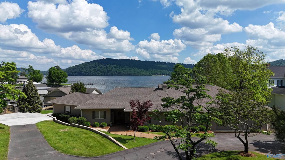 House in Guntersville, Alabama, United States 2 - 17681375