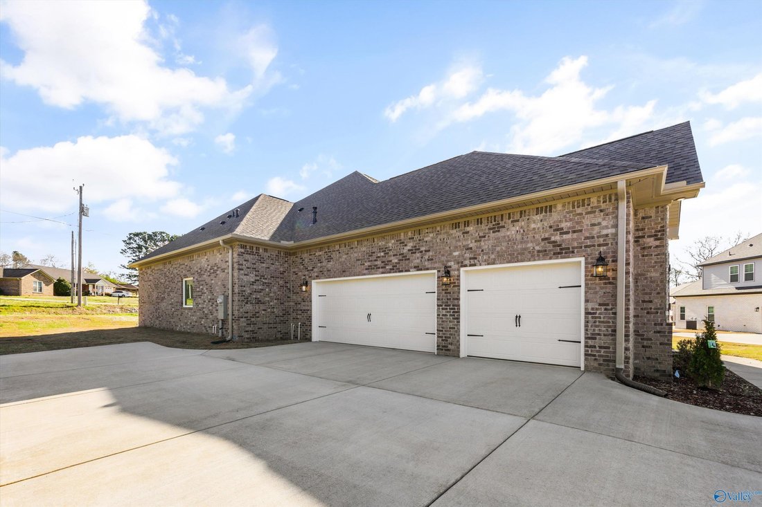 House in New Market, Alabama, United States 3 - 17681221