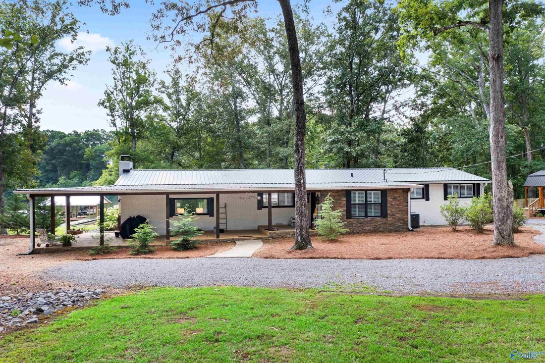 House in Centre, Alabama, United States 3 - 17680263