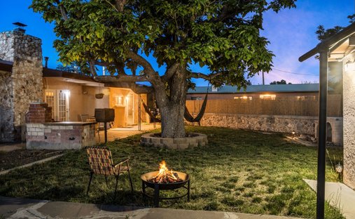 Apartment in Española, New Mexico, United States 1