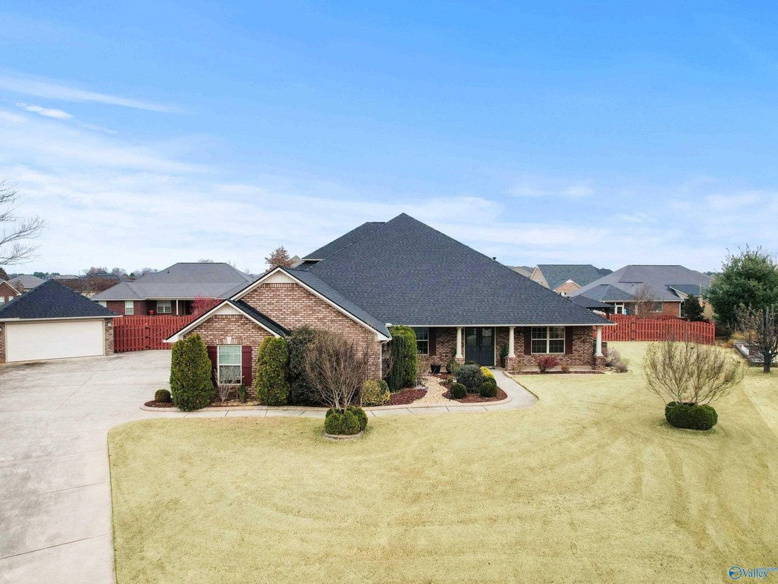 House in Athens, Alabama, United States 3 - 17680777