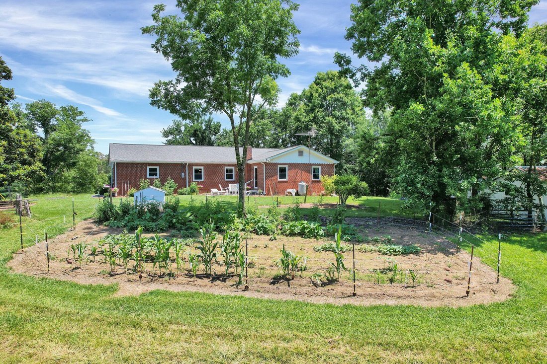 House in Cleveland, Tennessee, United States 5 - 17681583