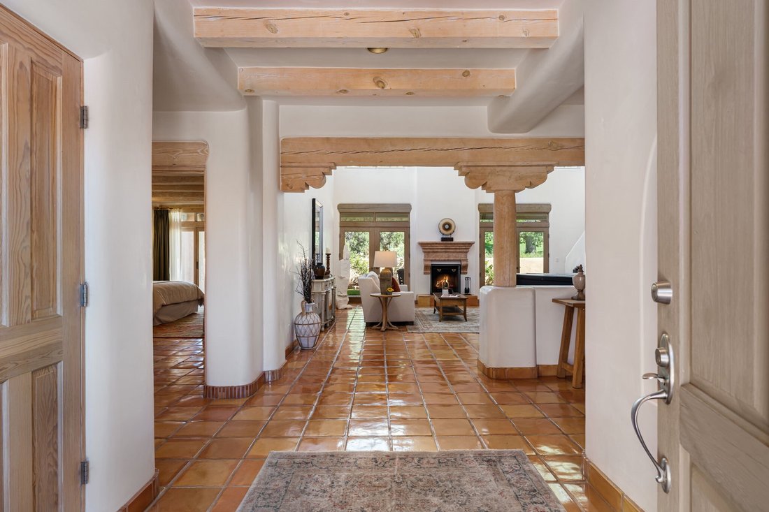 Condo in Santa Fe, New Mexico, United States 2 - 17682025