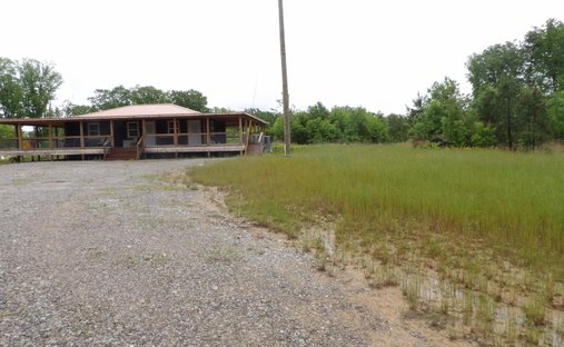 Pikeville, Tennessee, United States 1