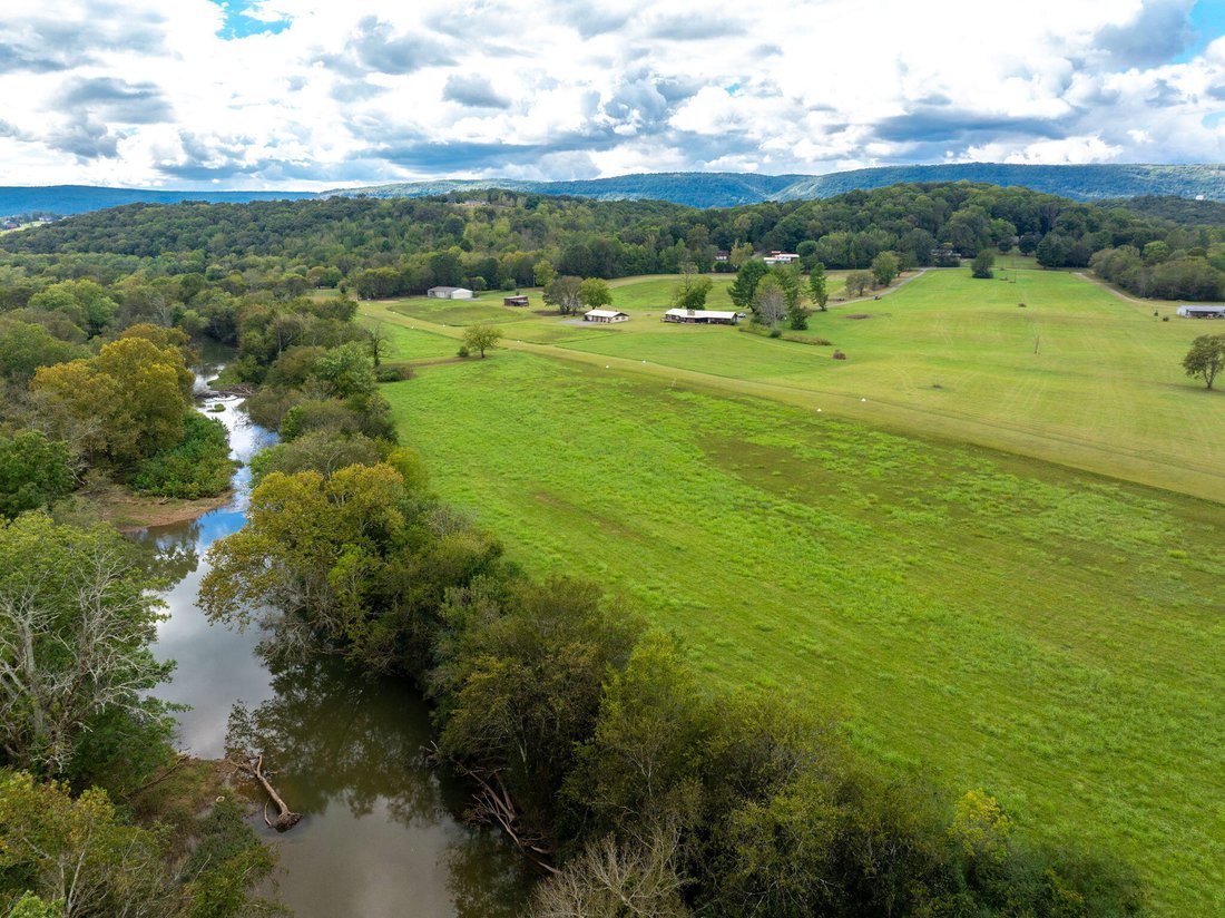 Dunlap, Tennessee, United States 3 - 17681668