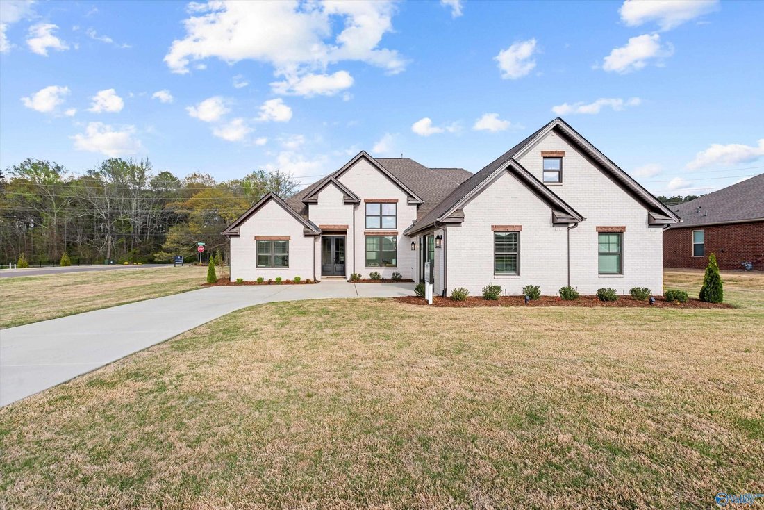House in Athens, Alabama, United States 3 - 17680738