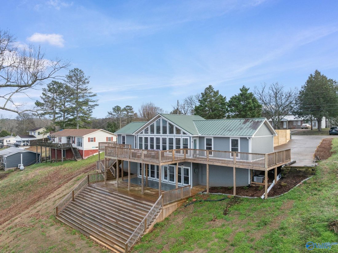 House in Tuscumbia, Alabama, United States 1 - 17680710