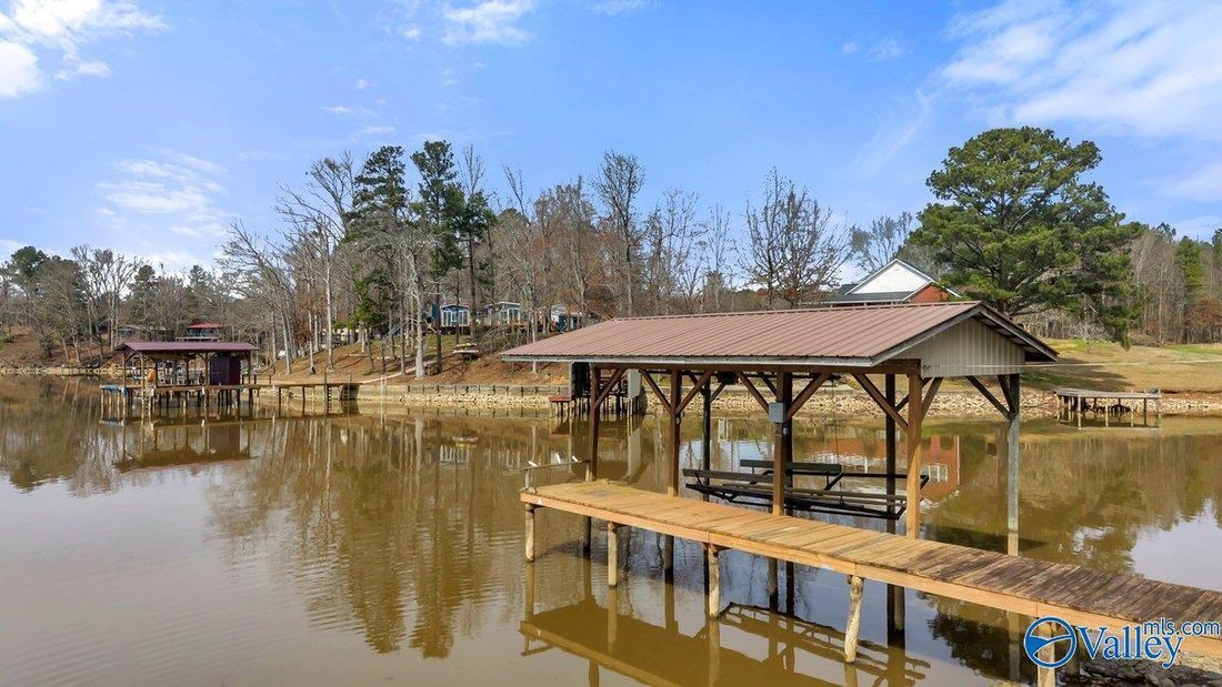 Centre, Alabama, United States 2 - 17680656