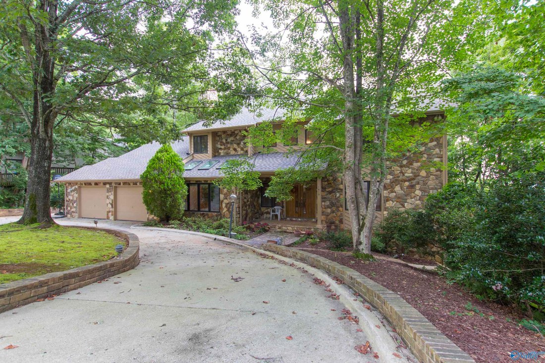House in Redstone Arsenal, Alabama, United States 1 - 17680179