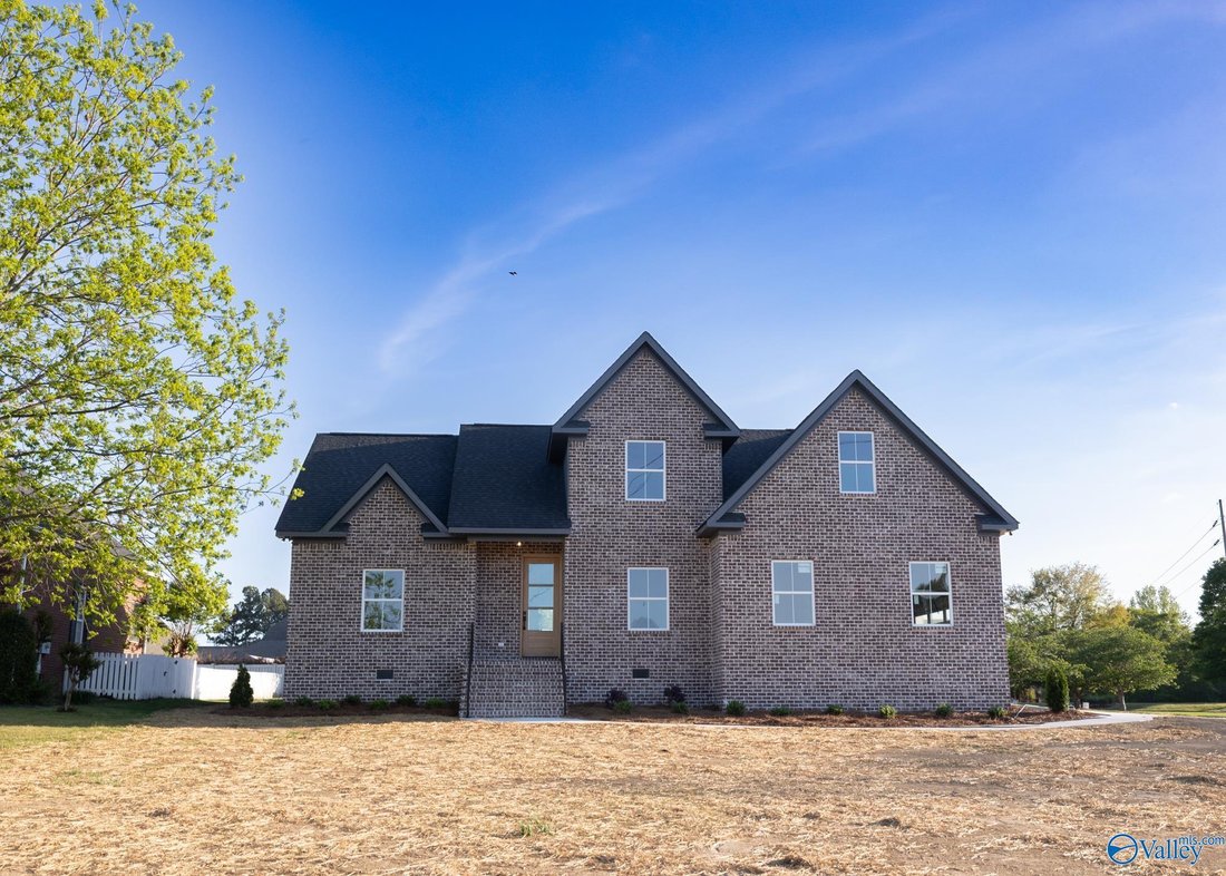 House in Albertville, Alabama, United States 1 - 17680577