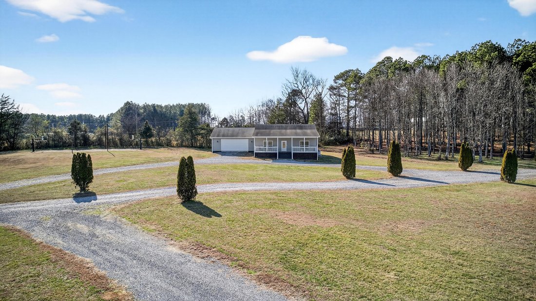 House in Old Fort, Tennessee, United States 3 - 17681703