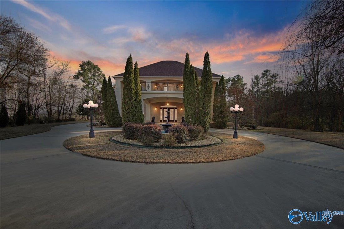 House in Decatur, Alabama, United States 2 - 17680801