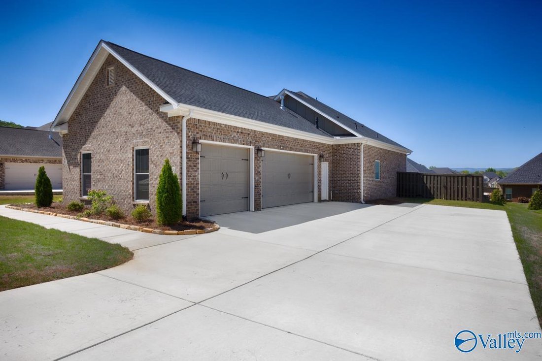 House in Owens Cross Roads, Alabama, United States 3 - 17681614