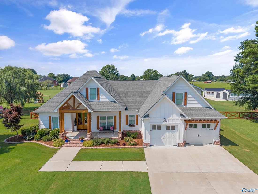 House in Athens, Alabama, United States 1 - 17681552