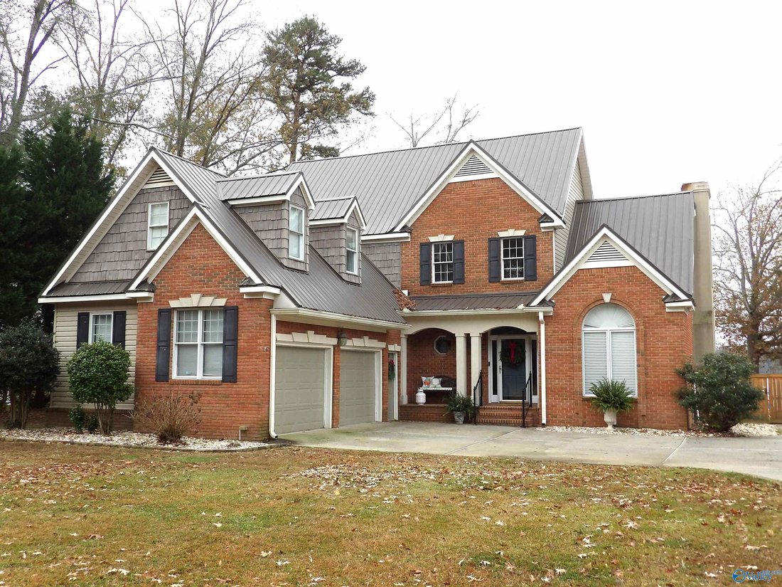 House in Rainbow City, Alabama, United States 1 - 17681105