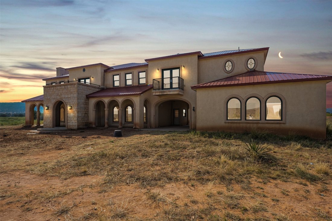 House in Santa Rosa, New Mexico, United States 2 - 17682271
