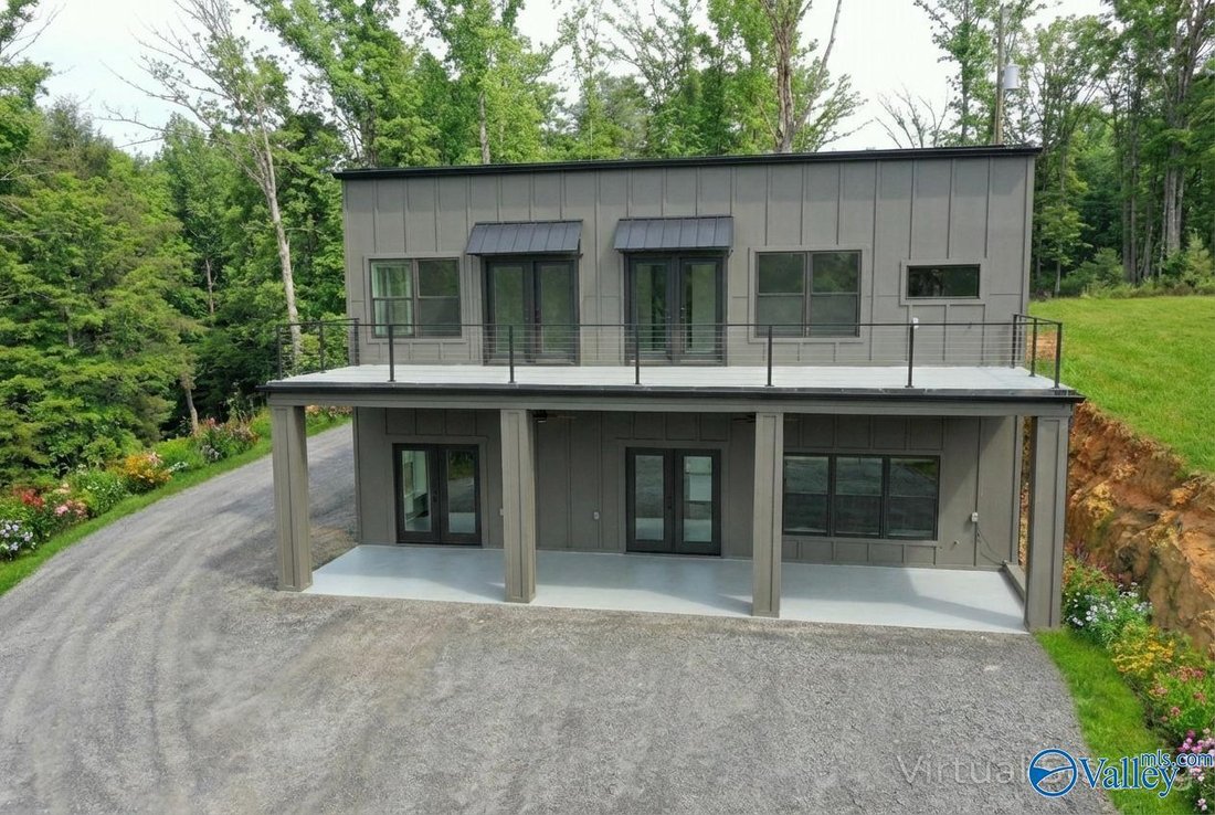 House in Manchester, Alabama, United States 1 - 17680470