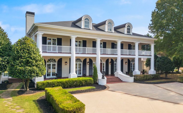 Luxury homes with pool for sale in Ooltewah, Tennessee ...