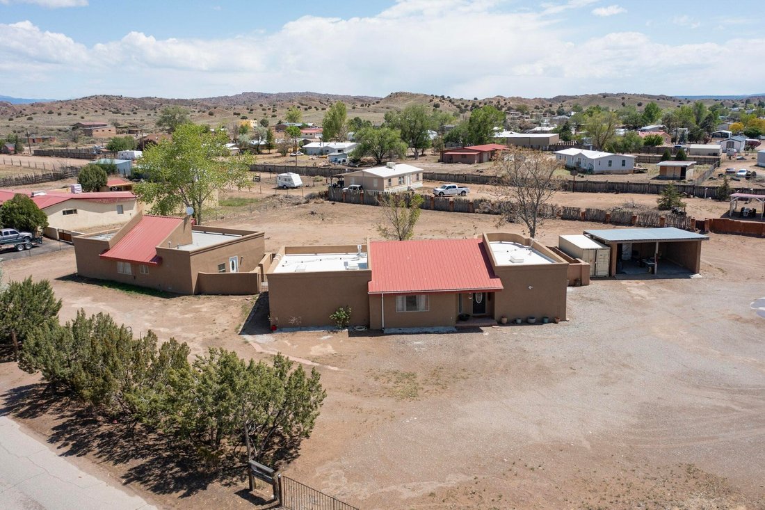 House in Española, New Mexico, United States 1 - 17682082