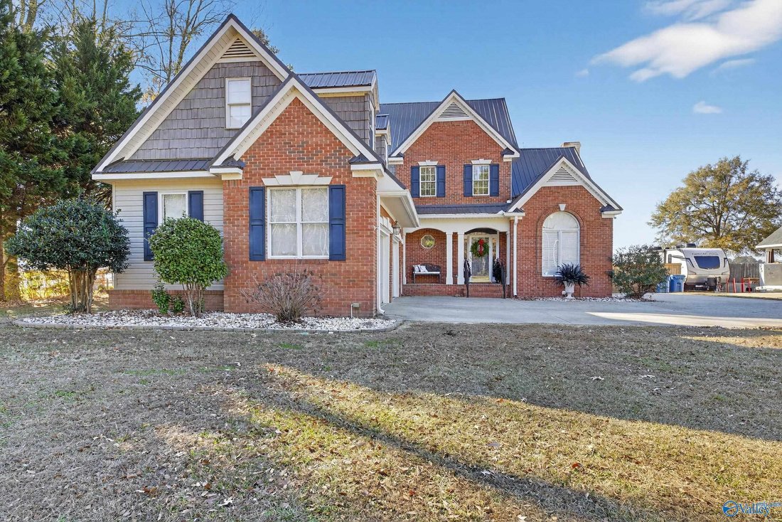 House in Rainbow City, Alabama, United States 2 - 17681105