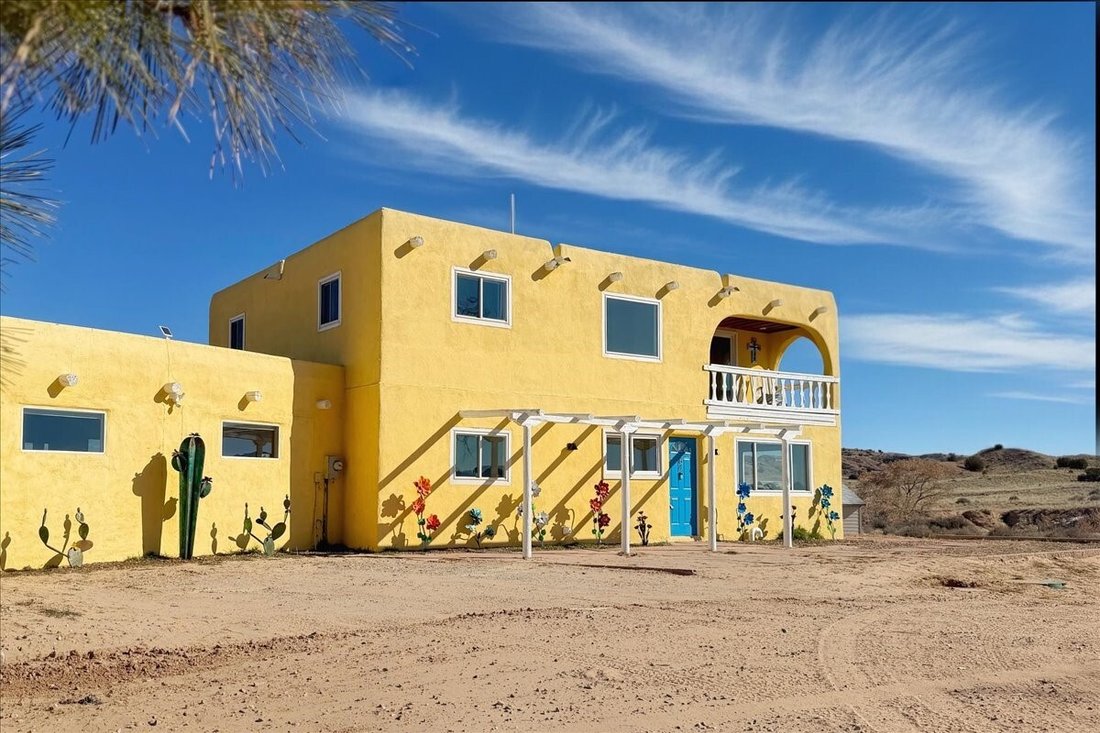 House in Española, New Mexico, United States 5 - 17682158