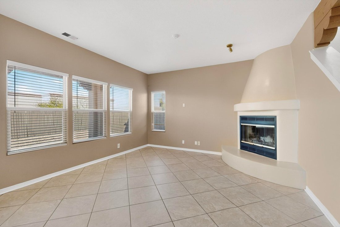 House in Santa Fe, New Mexico, United States 4 - 17682080