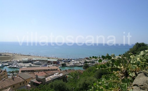 Apartment in Castle of Castiglione, Castiglione della Pescaia, Tuscany 1