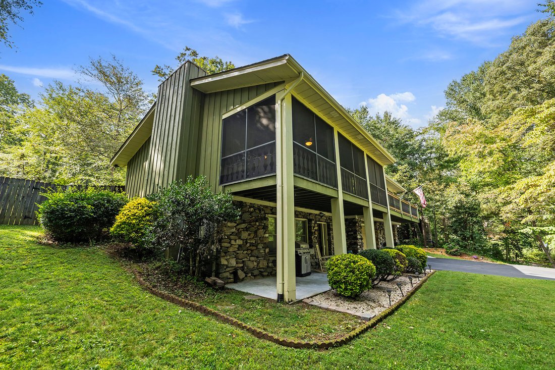 House in Hendersonville, North Carolina, United States 5 - 17309773