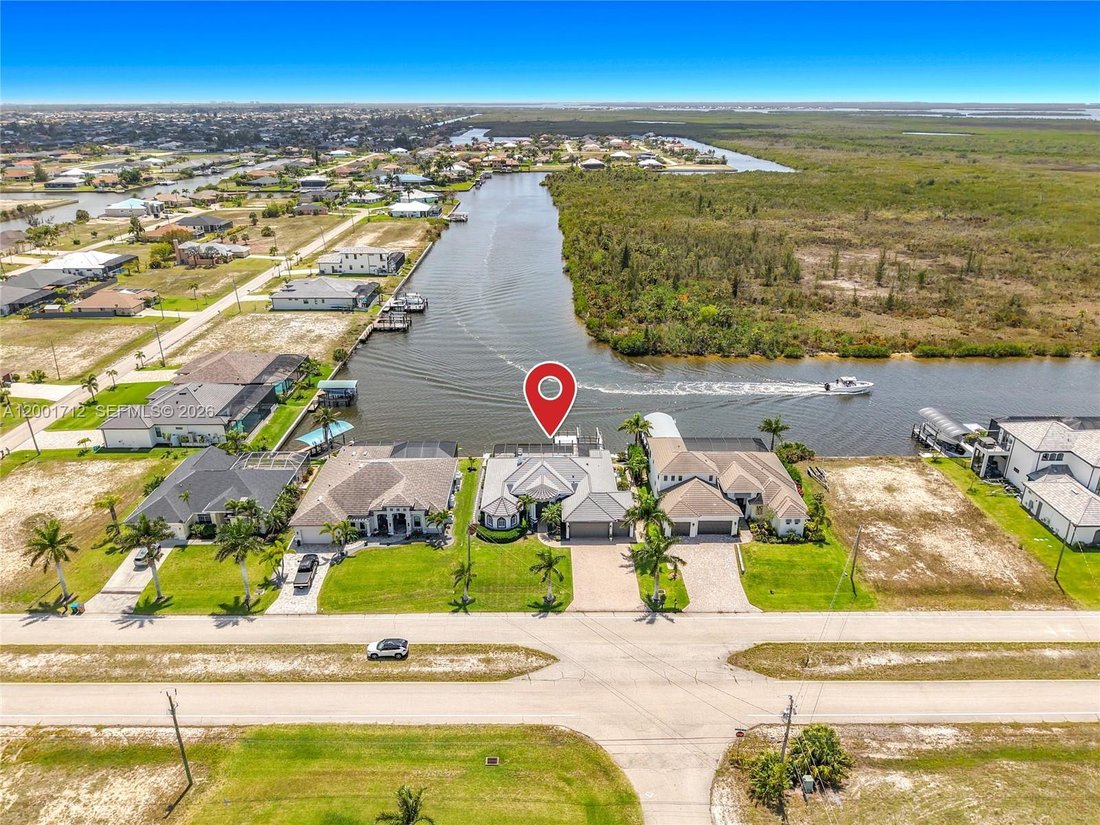 House in Cape Coral, Florida, United States 2 - 17686846