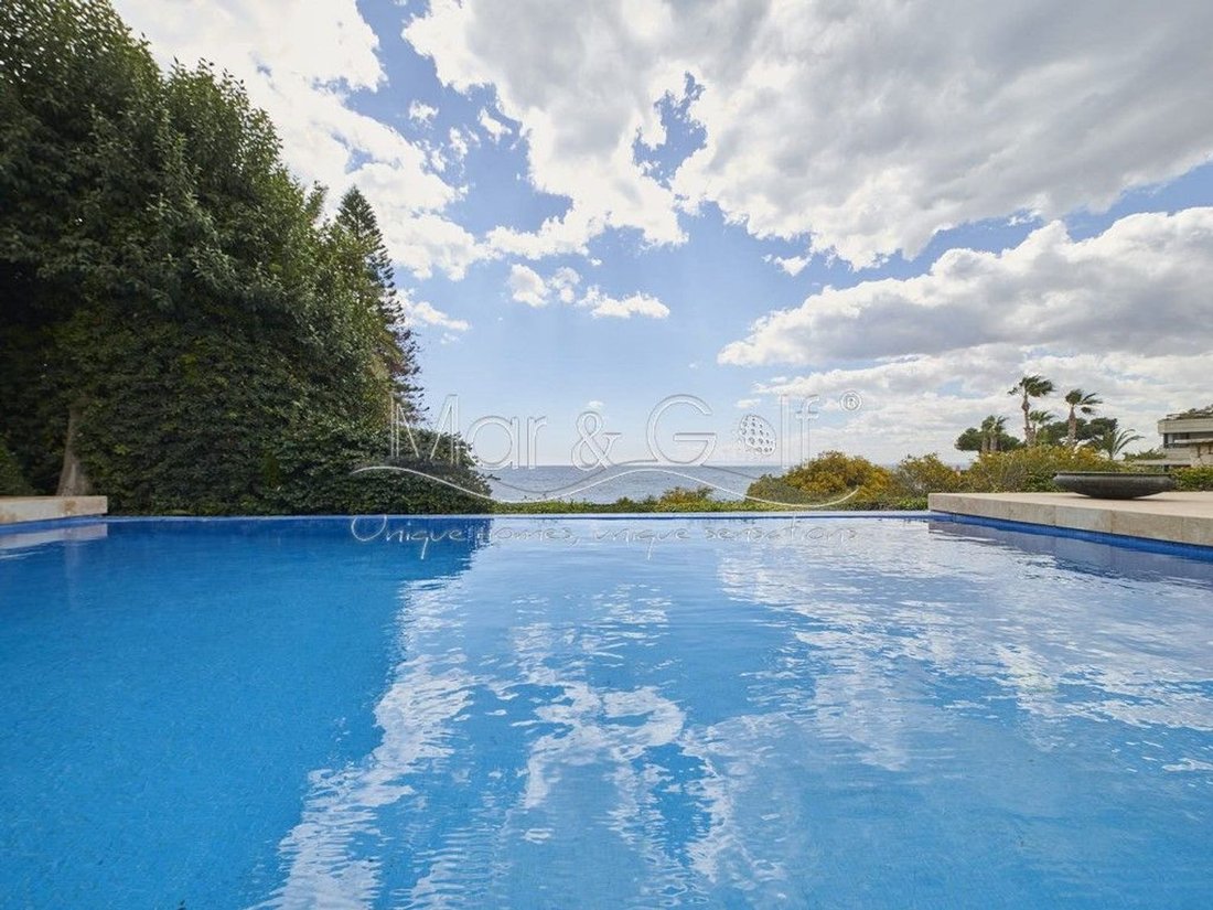 Villa in Alicante, Valencian Community, Spain 1 - 17670398