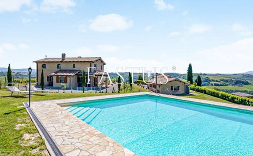 Domaine à Montalcino, Toscane, Italie 1